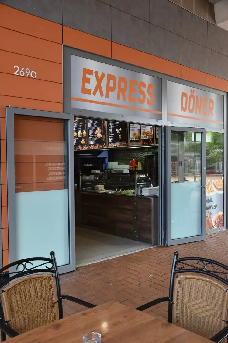 Ladenfront von Express Döner in der Gleiwitzstraße 269A in Dortmund-Scharnhorst